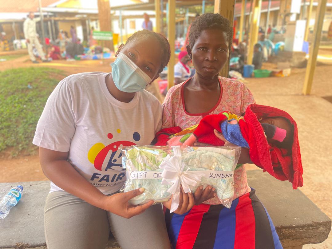 Helping young mothers in hospital